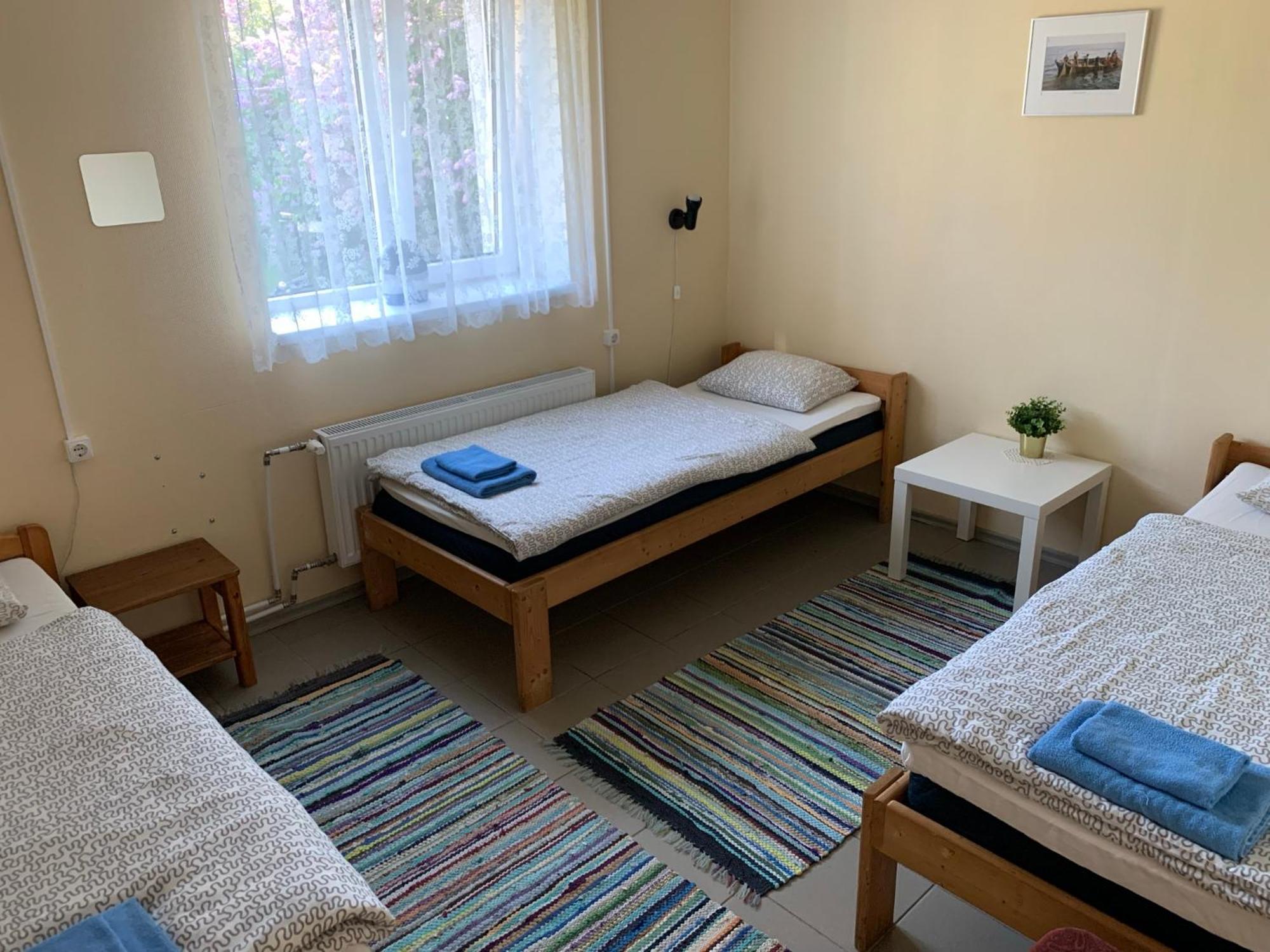 Kihnu Sadama Oeoemaja Guesthouse Lemsi Esterno foto