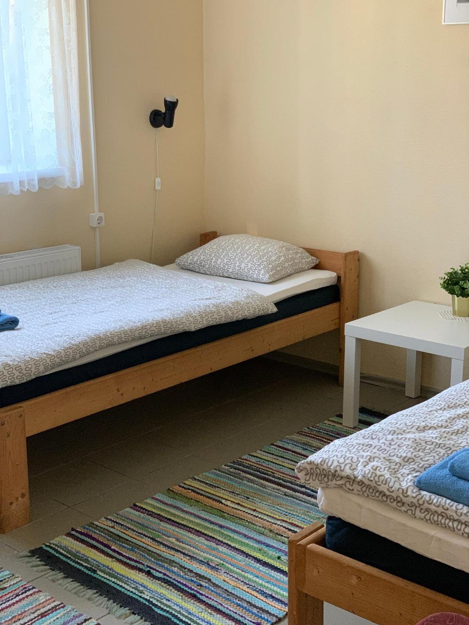 Kihnu Sadama Oeoemaja Guesthouse Lemsi Esterno foto