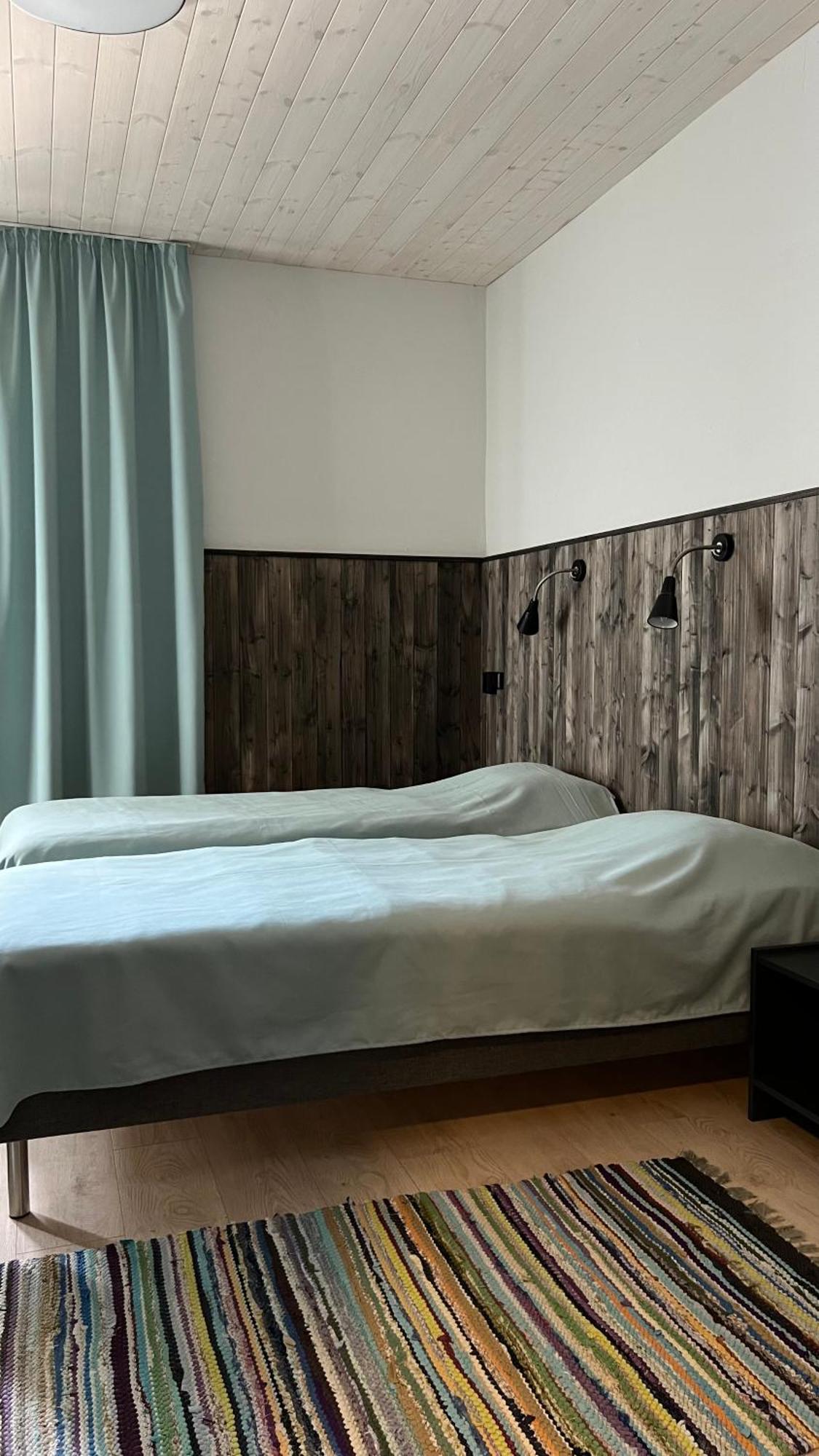 Kihnu Sadama Oeoemaja Guesthouse Lemsi Esterno foto